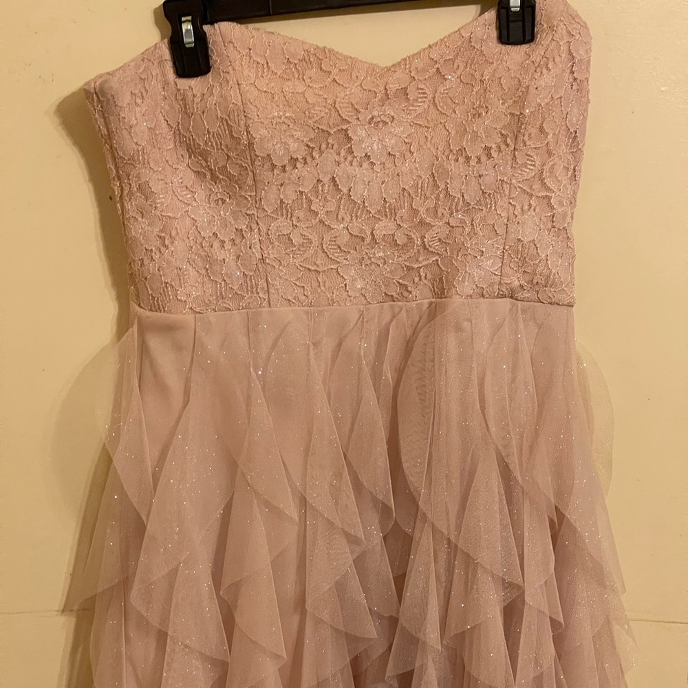 A high-low prom dress